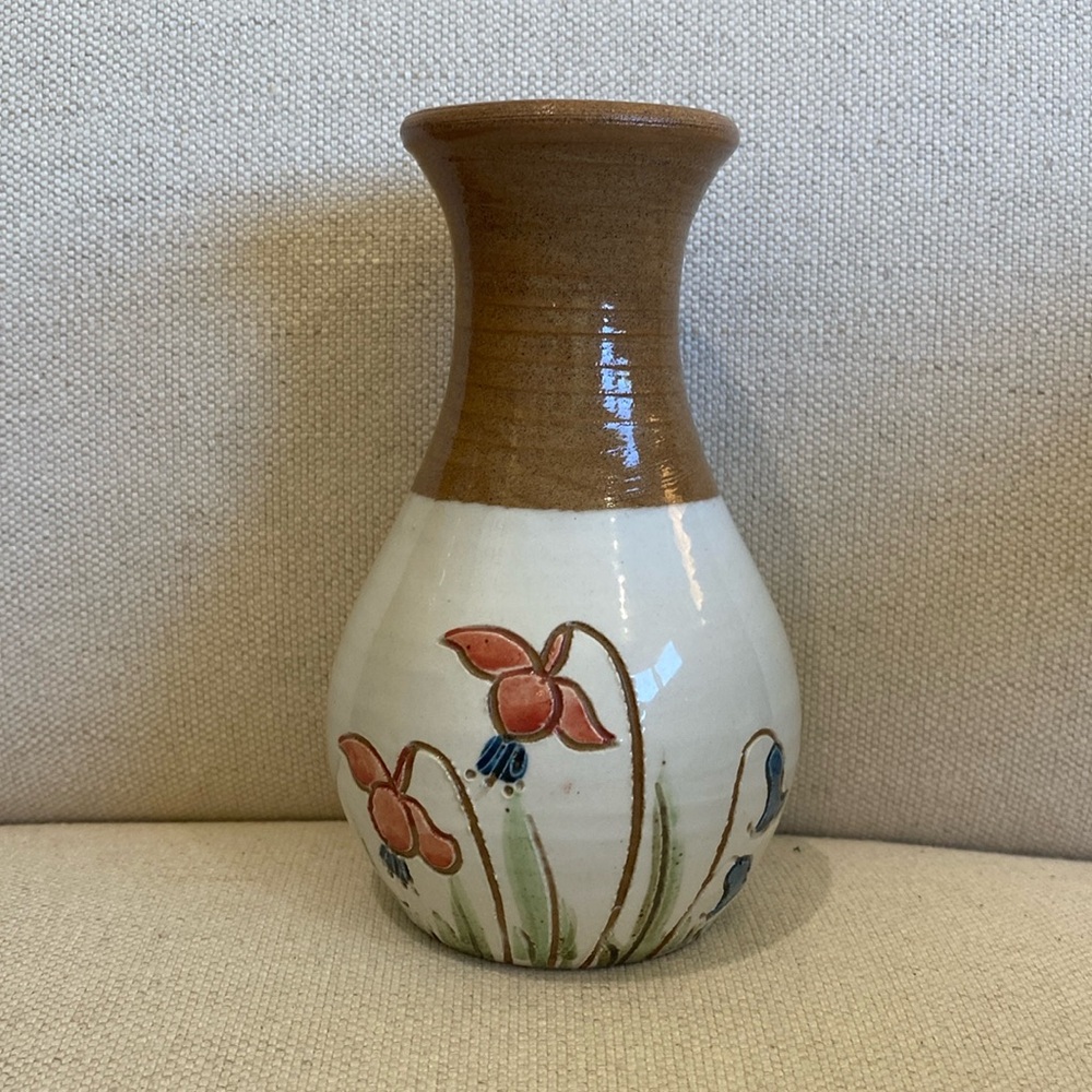 Vintage Signed O'Neills Waterford Pottery Vase